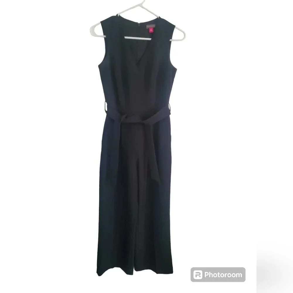 VINCE CAMUTO V NECK BLACK JUMPSUIT, SIZE 0